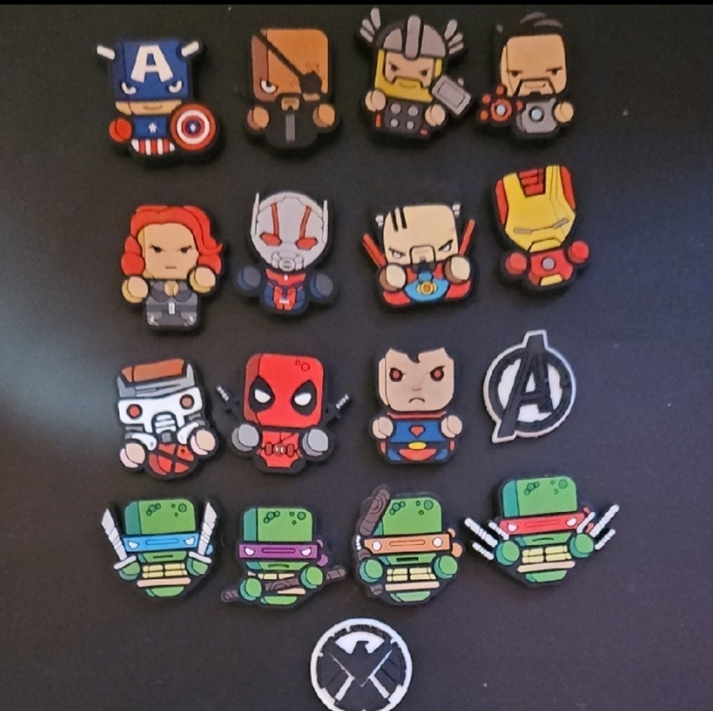 Superhero‎ Magnet (17)